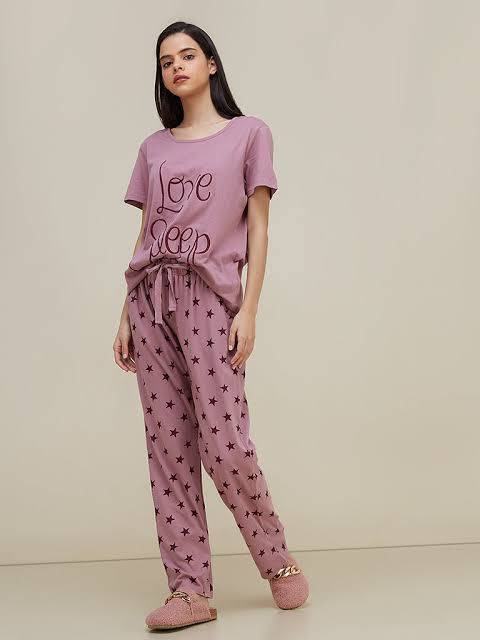 PINK LOVE SLEEP PRINTED NIGHT SUIT (Copy)