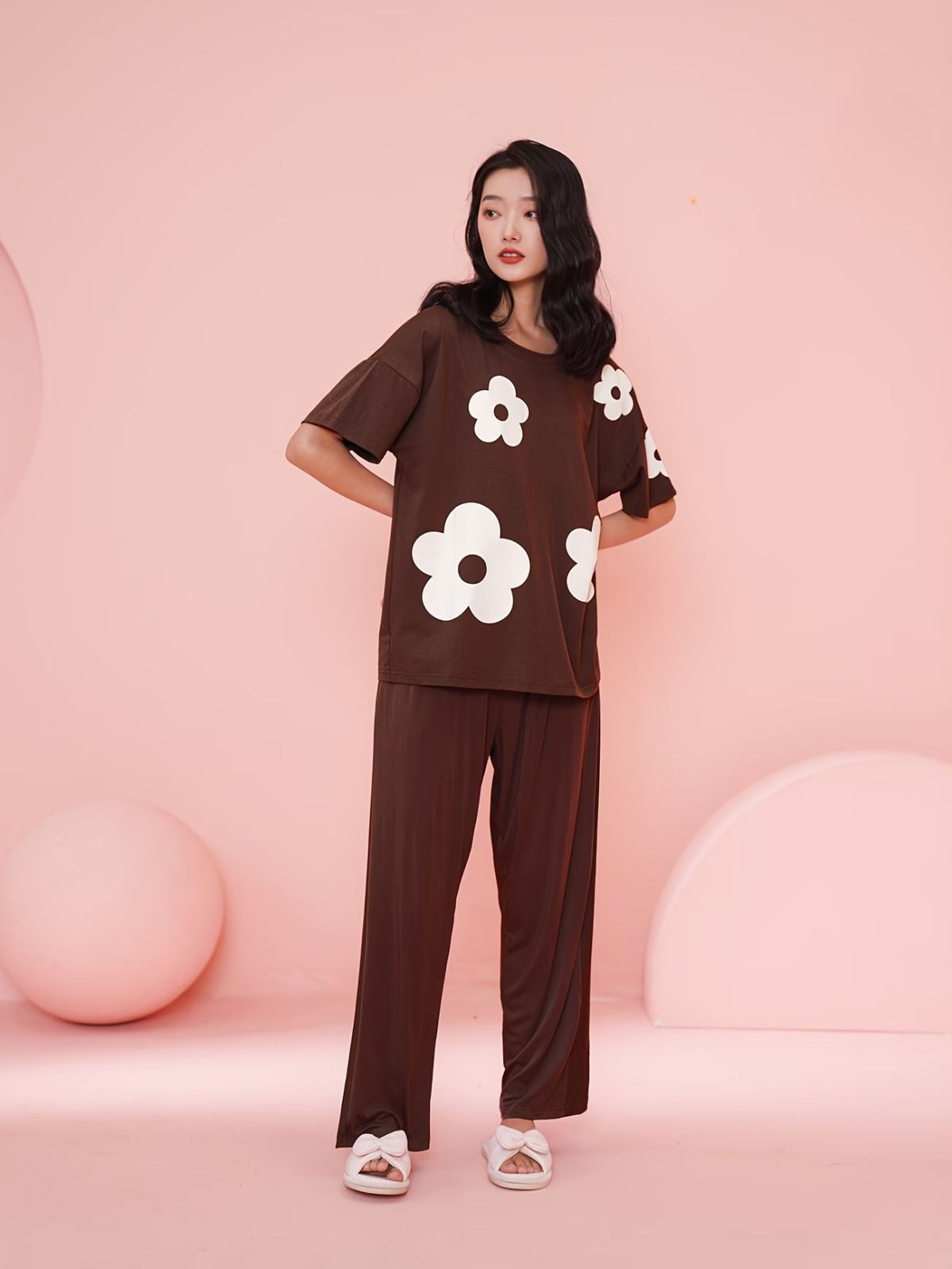 BROWN FLORAL PRINTED NIGHT SUIT